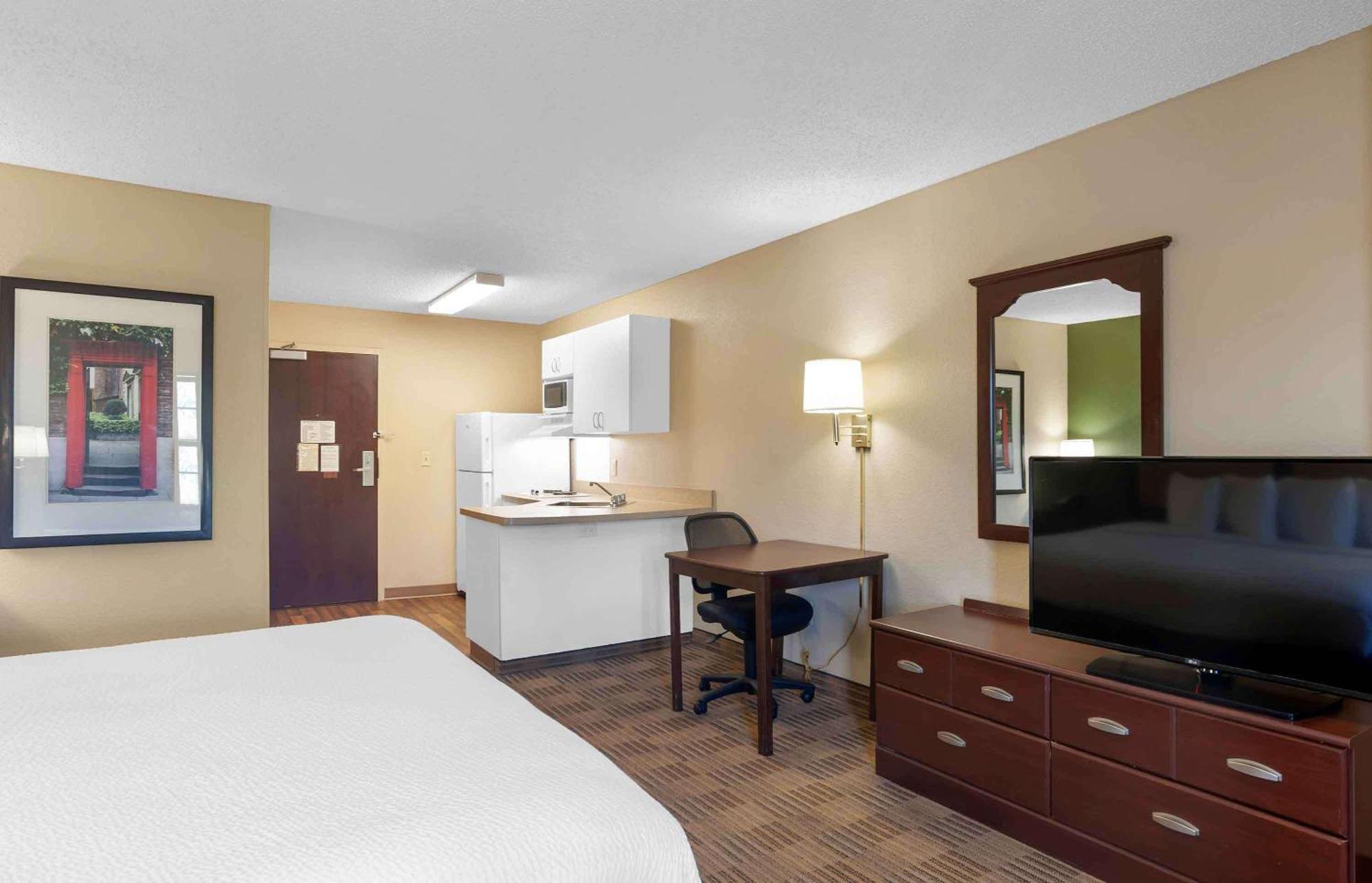 Extended Stay America Select Suites - Jacksonville - Lenoir Avenue East Exterior foto