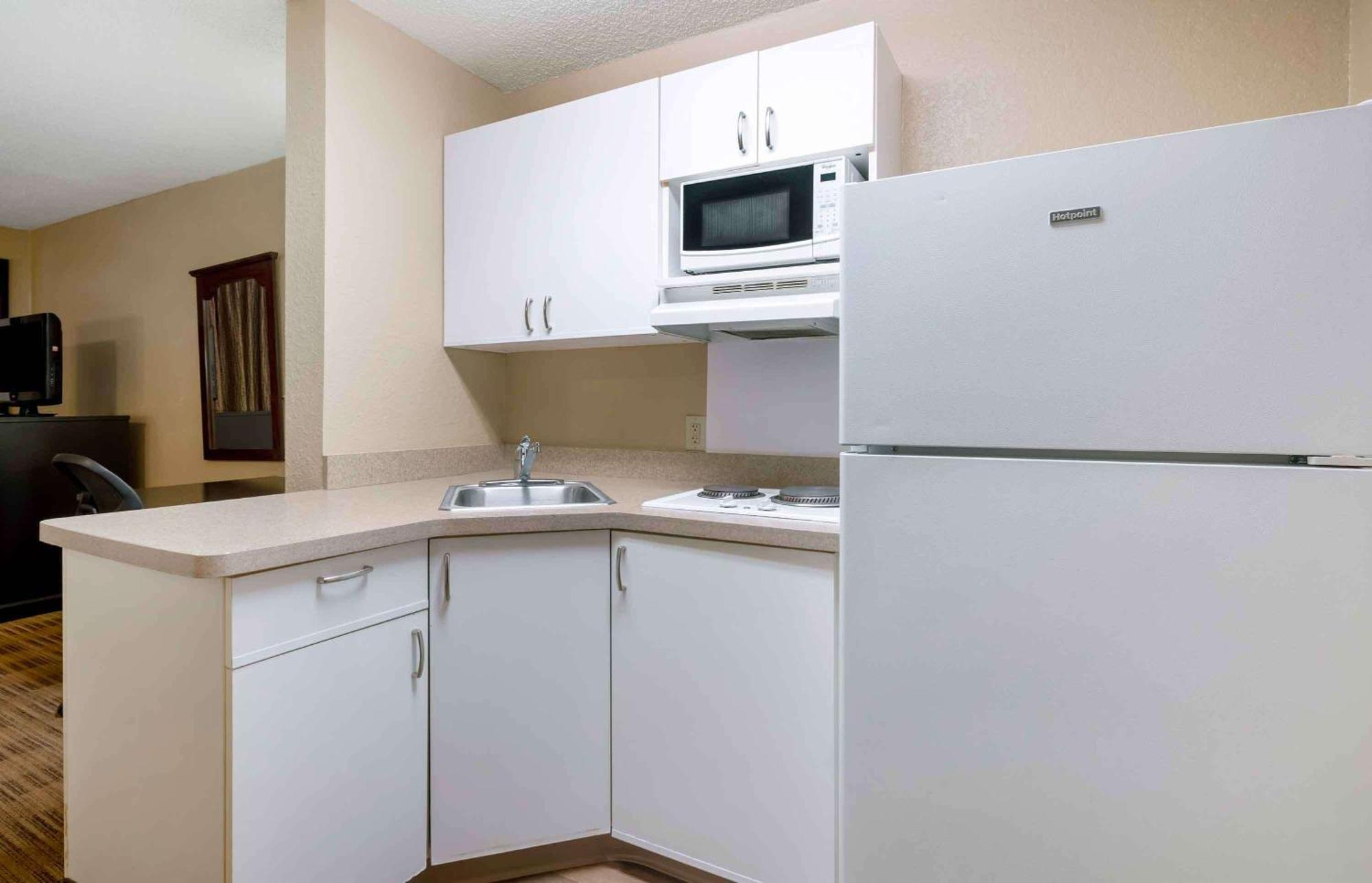 Extended Stay America Select Suites - Jacksonville - Lenoir Avenue East Exterior foto